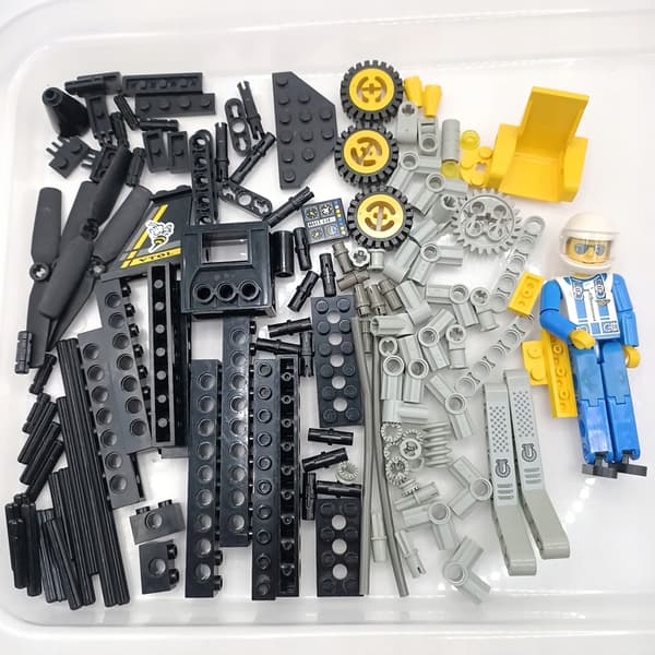 LEGO Technic 8222 VTOL Vertical Take-off Aircraft