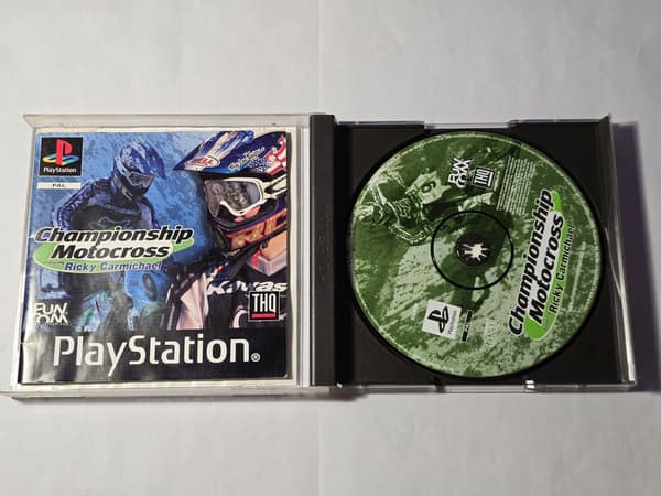 MOTOCROSS CHAMPIONSHIP FEATURING RICKY CARMICHAEL PS1
