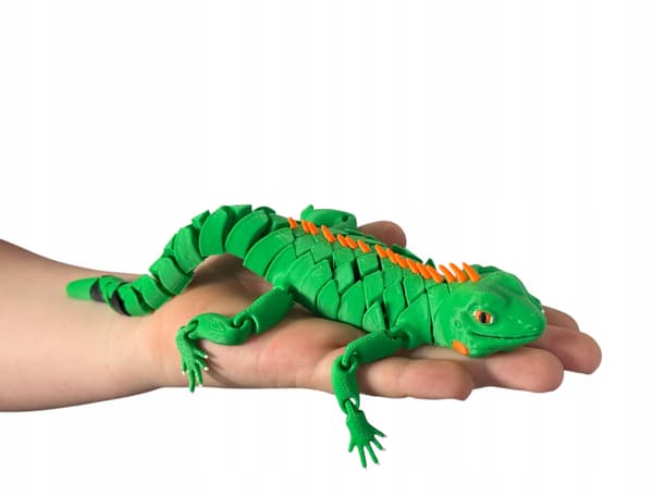 Iguana 3D – a segmented, movable, flexible figurine, terrarium decoration