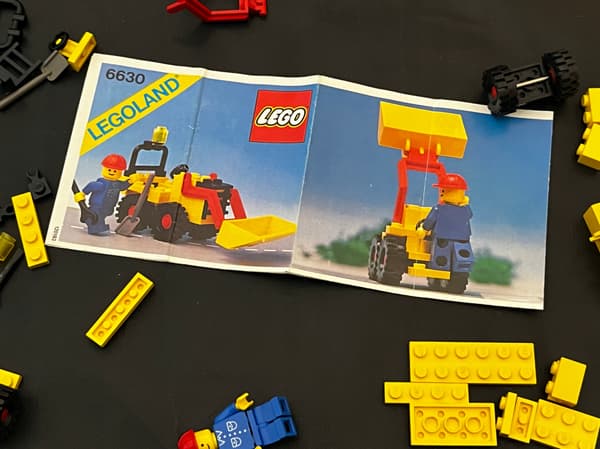 6630 LEGO Small Loader