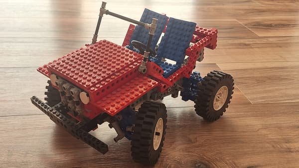 Lego 8865 – test car – a one-off from 1988, Technic range.