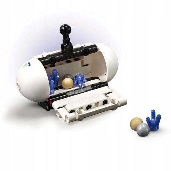 LEGO 42211 TECHNIC Lunar Outpost Space Rover