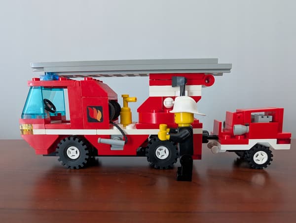 Lego 6593 Fire Engine with Ladder