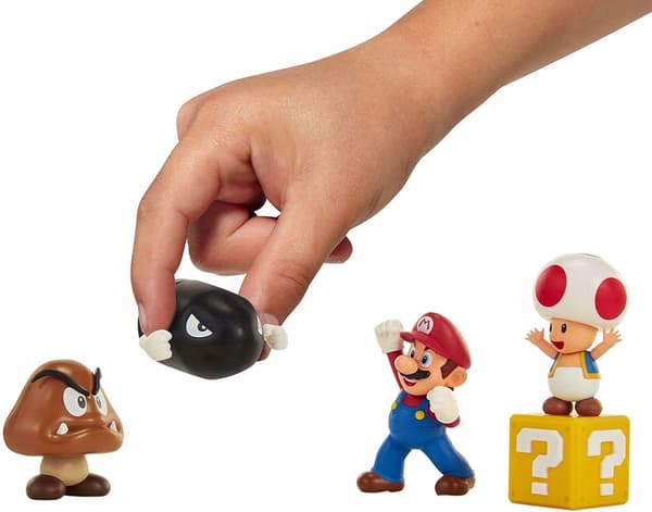 SUPER MARIO FIGURINE SET FROM ACORN PLAINS (5-piece set)