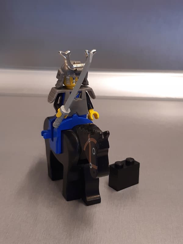 LEGO Castle 6013 Samurai Swordsman