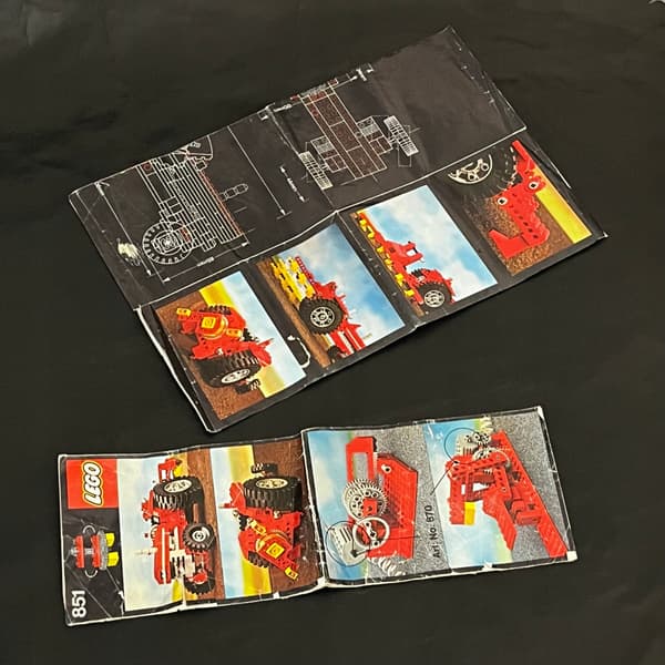 851 LEGO Tractor