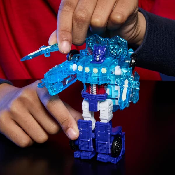 HASBRO Transformers Cyberworld Energon Surge Optimus Prime Figure