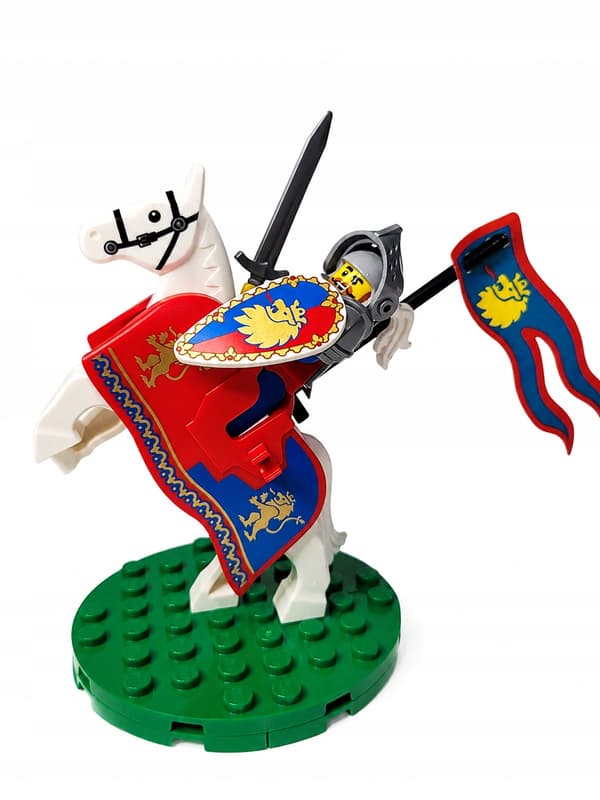 A knight on a white horse – horse, saddle, armour, shield