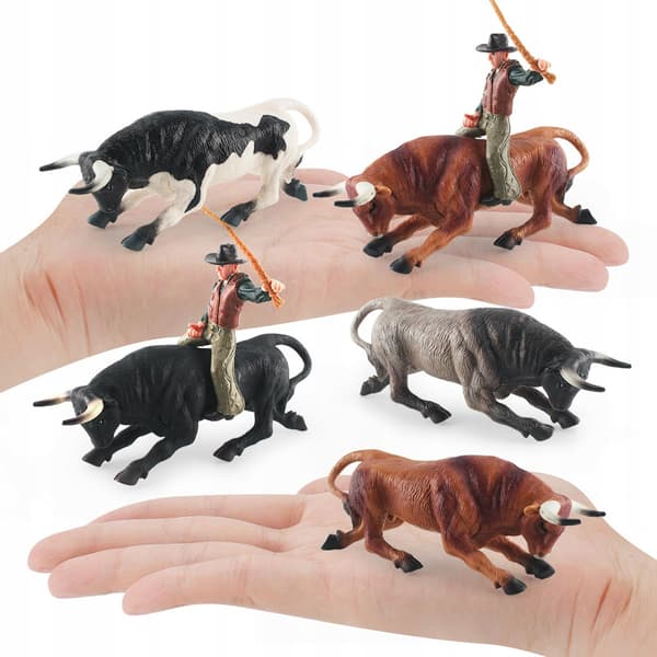 Bullfighting figures – A realistic birthday present: a matador model in bronze