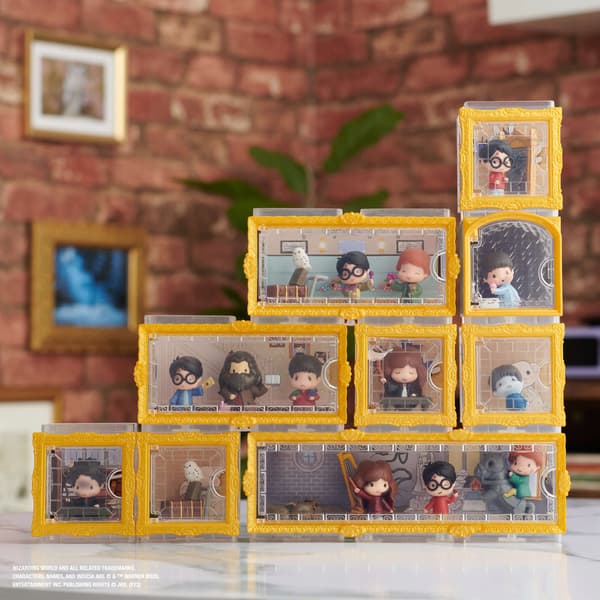 WIZARDING WORLD HARRY POTTER MINI FIGURES SET: HARRY, DUDLEY AND HAGRID
