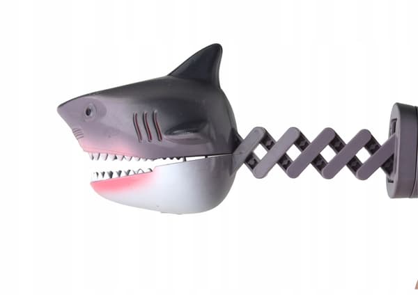 INTERACTIVE SHARK TOY – PISTOL, BITE-TOY FISH, SPRING, GREY