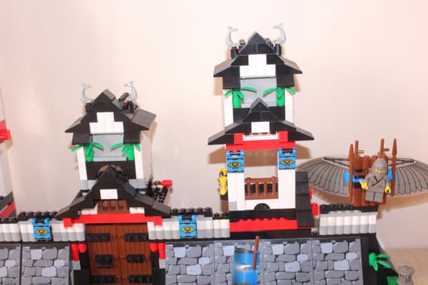 LEGO CASTLE NINJA 6093 Flying Ninja’s Fortress SET