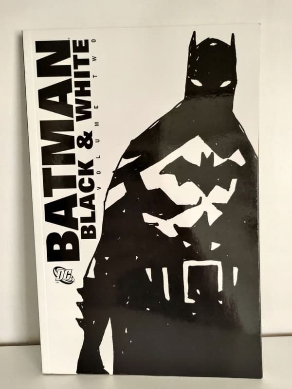 BATMAN BLACK AND WHITE VOL 02 TP