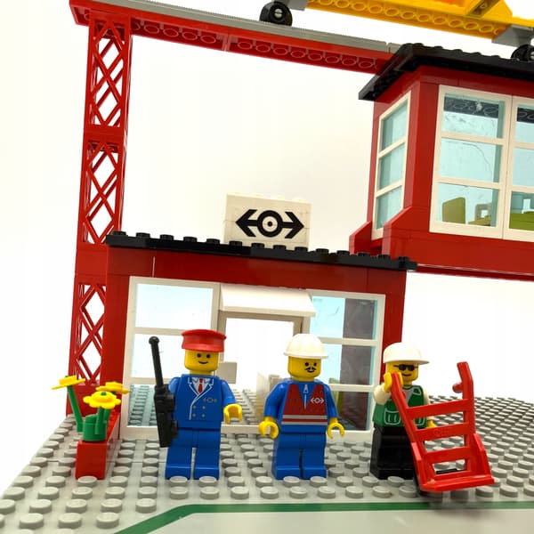 Lego Train 9v 4555 – Cargo Station