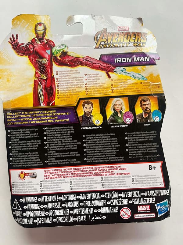 Marvel Avengers Iron Man and Vision action figure by Hasbro