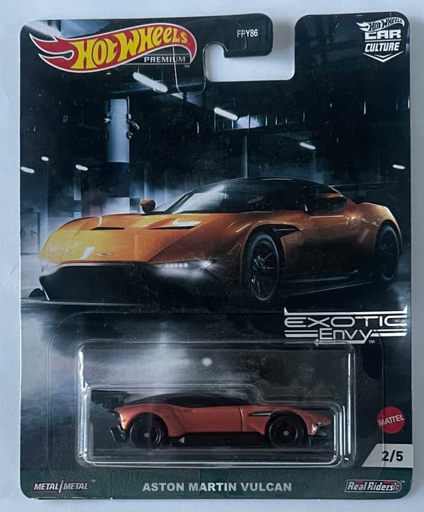 HOT WHEELS ASTON MARTIN VULCAN
