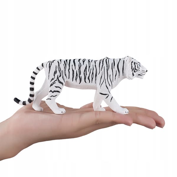 Mojo, the white Bengal tiger