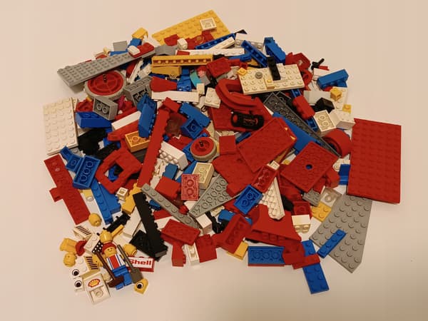 Lego bricks – Set / Various / Assorted
