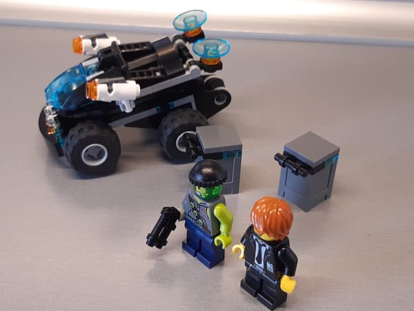 LEGO 70160 Riverside Raid