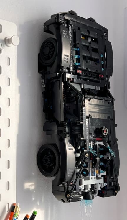 Wall mount for the LEGO Technic 42127 BATMOBILE model