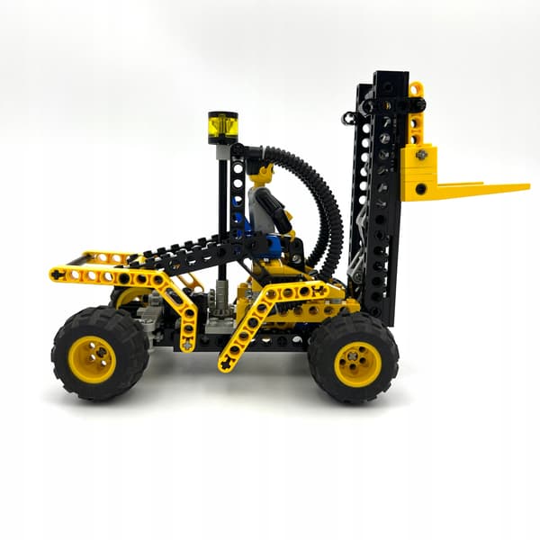 Lego Technic 8248 – Forklift