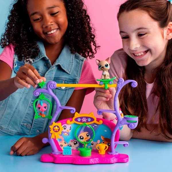 LITTLEST PET SHOP: PETS HAVE TALENT PLAY SET – SCENE 2 FIGURES