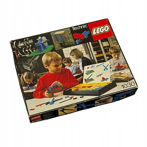 1030 LEGO Dacta Set