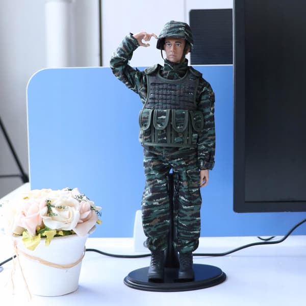 12-inch 1/6 scale soldier figurine