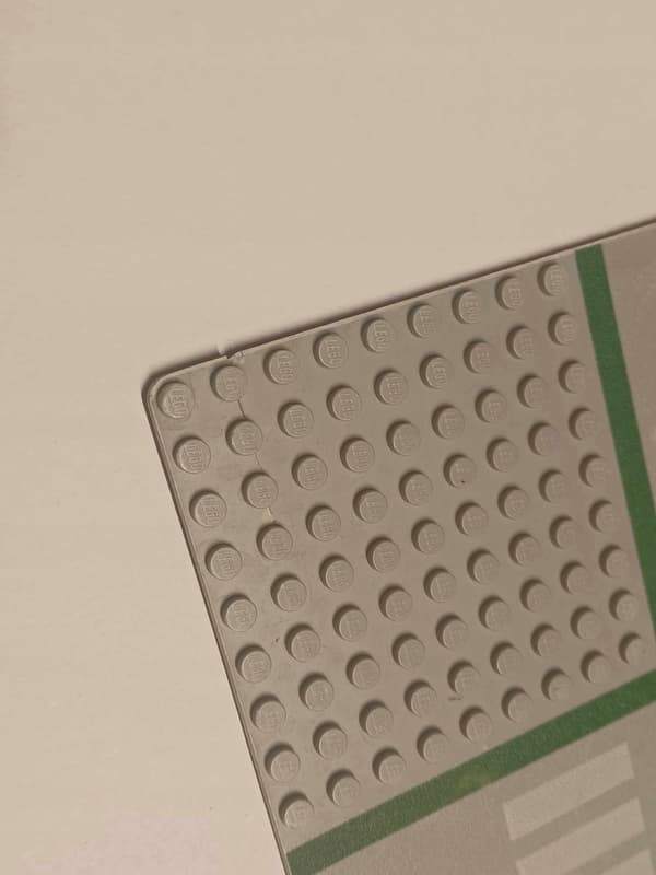 190A7. LEGO thin building plate, 32x32, damaged, 2360