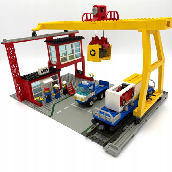 Lego Train 9v 4555 – Cargo Station