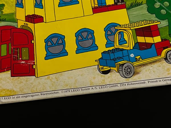 350 LEGO Instructions
