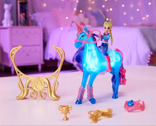UNICORN ACADEMY UNICORN ACADEMY ISABEL & RIVER FIGURINE SET WITH LIGHT