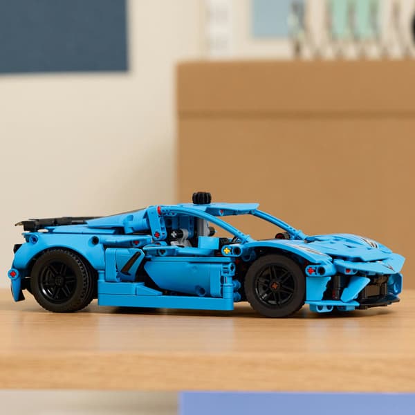 LEGO Technic 42217 Blue Chevrolet Corvette Stingray Car