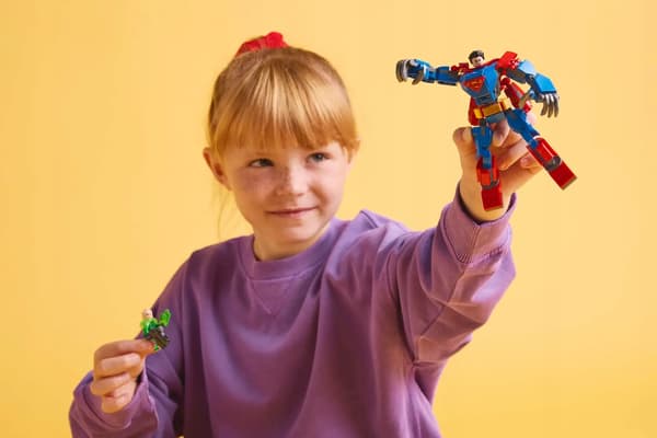 LEGO DC Super Heroes 76302 Superman’s Mech vs Lex Luthor
