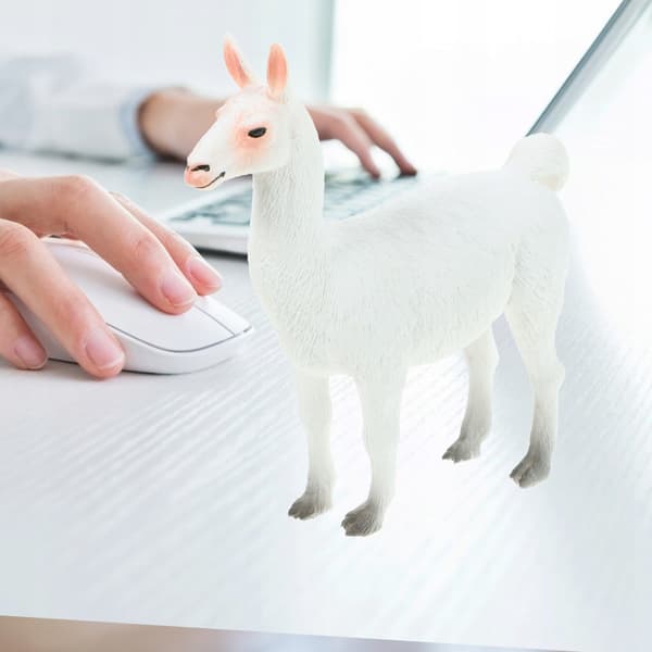 PLASTIC ALPACA FIGURINE – AN EDUCATIONAL MODEL AND DECORATION FOR CHILDREN