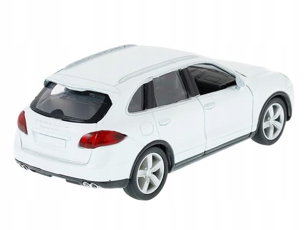 1:32 scale model, RMZ Porsche Cayenne, white