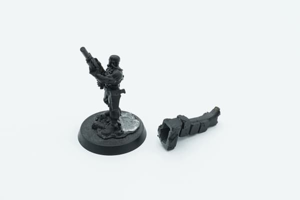 Warhammer 40k Imperial Agent Vindicare Assassin plastic figurine