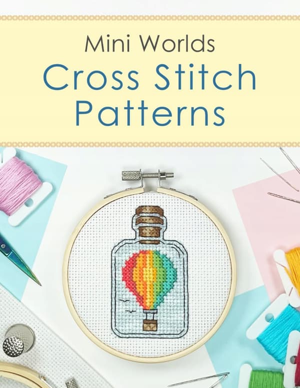 Williams, Jennifer: Cross-Stitch Patterns Book: Mini Worlds: A Charming Coll