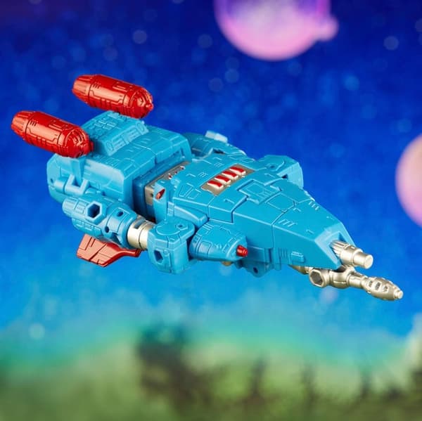 Transformers Legacy Evolution Autobot Devcon Deluxe Figure – 13 Steps – 8+