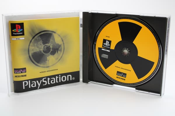 WORMS ARMAGEDDON PlayStation (PSX) boxed version