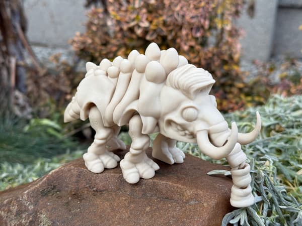Mammoth – an Ice Age skeleton | articulated 3D figurine with a movable trunk
