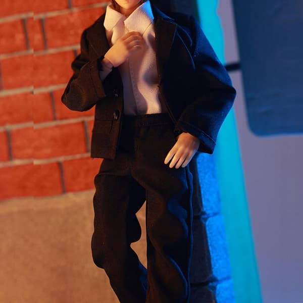 A set of suits with action figures for 1/12-scale miniature figures includes a white one
