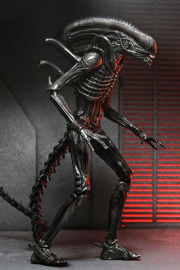 Alien: Romulus 18 cm Ultimate Xenomorph Figure XX121 by NECA