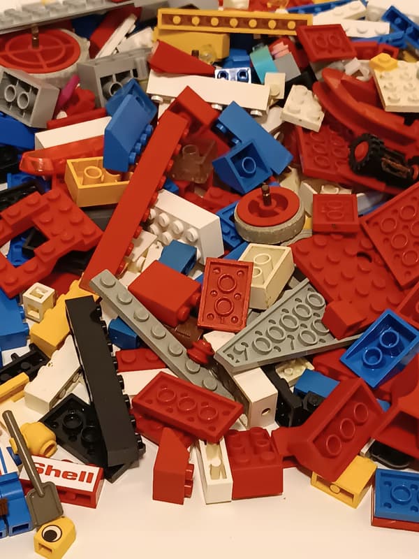 Lego bricks – Set / Various / Assorted