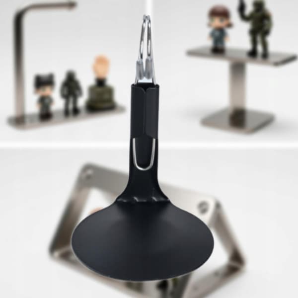 Action figure display stand – Adjustable metal frame – Portable doll stand – M – Black