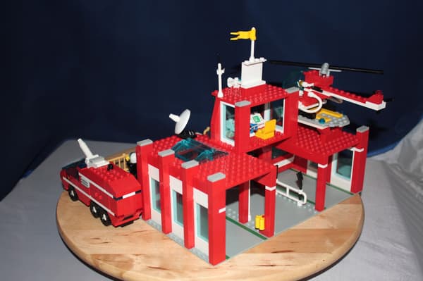 Lego Town 6389 Fire Station