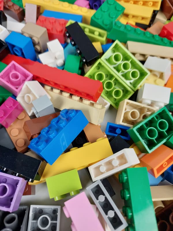 LEGO BRICK MIX – Colourful Building Bricks. Sorted, Genuine 0.5kg
