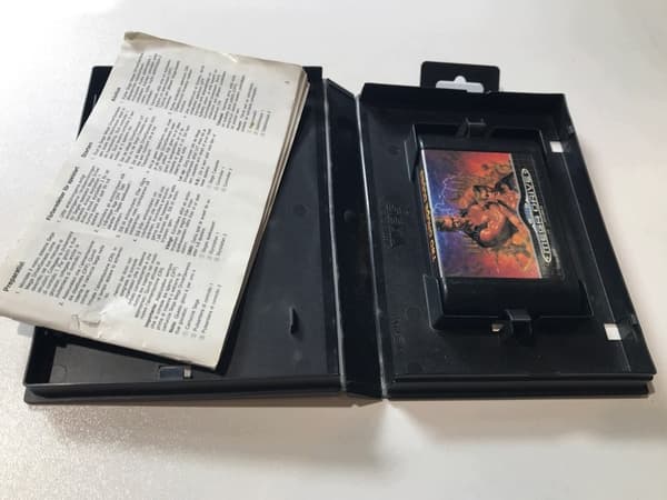 TWO CRUDE DUDES SEGA MEGA DRIVE