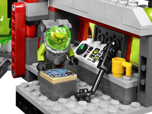 LEGO Atlantis 8077 Atlantis Exploration HQ