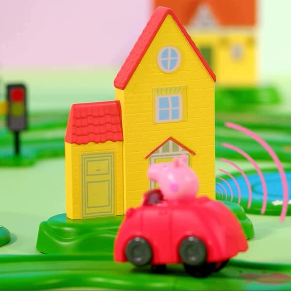 Peppa Pig Train Set, Race Track, Figures, Peppa’s Red Car, Sounds